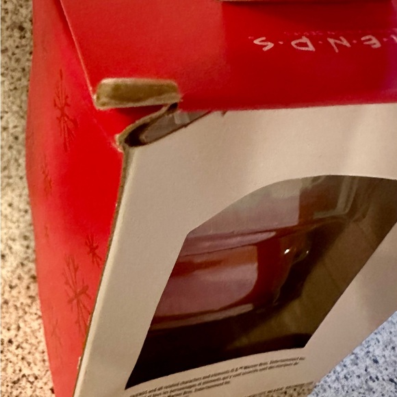 HALLMARK Central Perk~Friend’s TV show coffee house couch HANGING ORNAMENT NEW - Picture 10 of 16